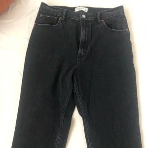 ABERCROMBIE ANKLE STRAIGHT ULTRA HIGH RISE JEANS